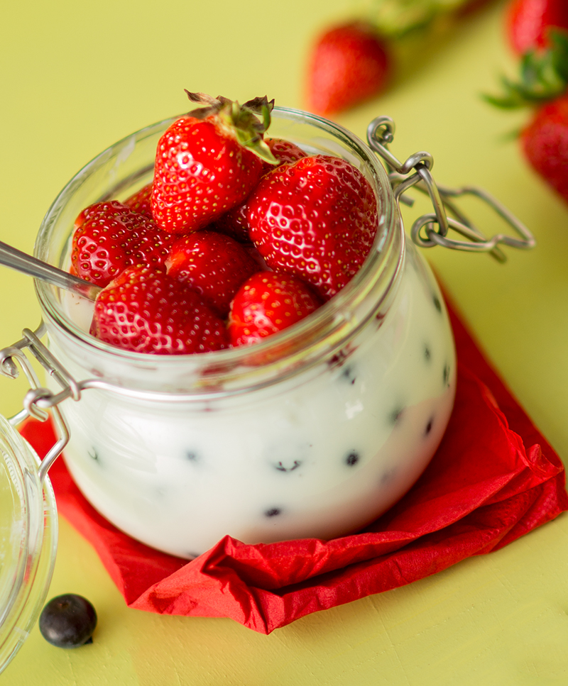 erdberen Heidelbeer Joghurt im Glaß